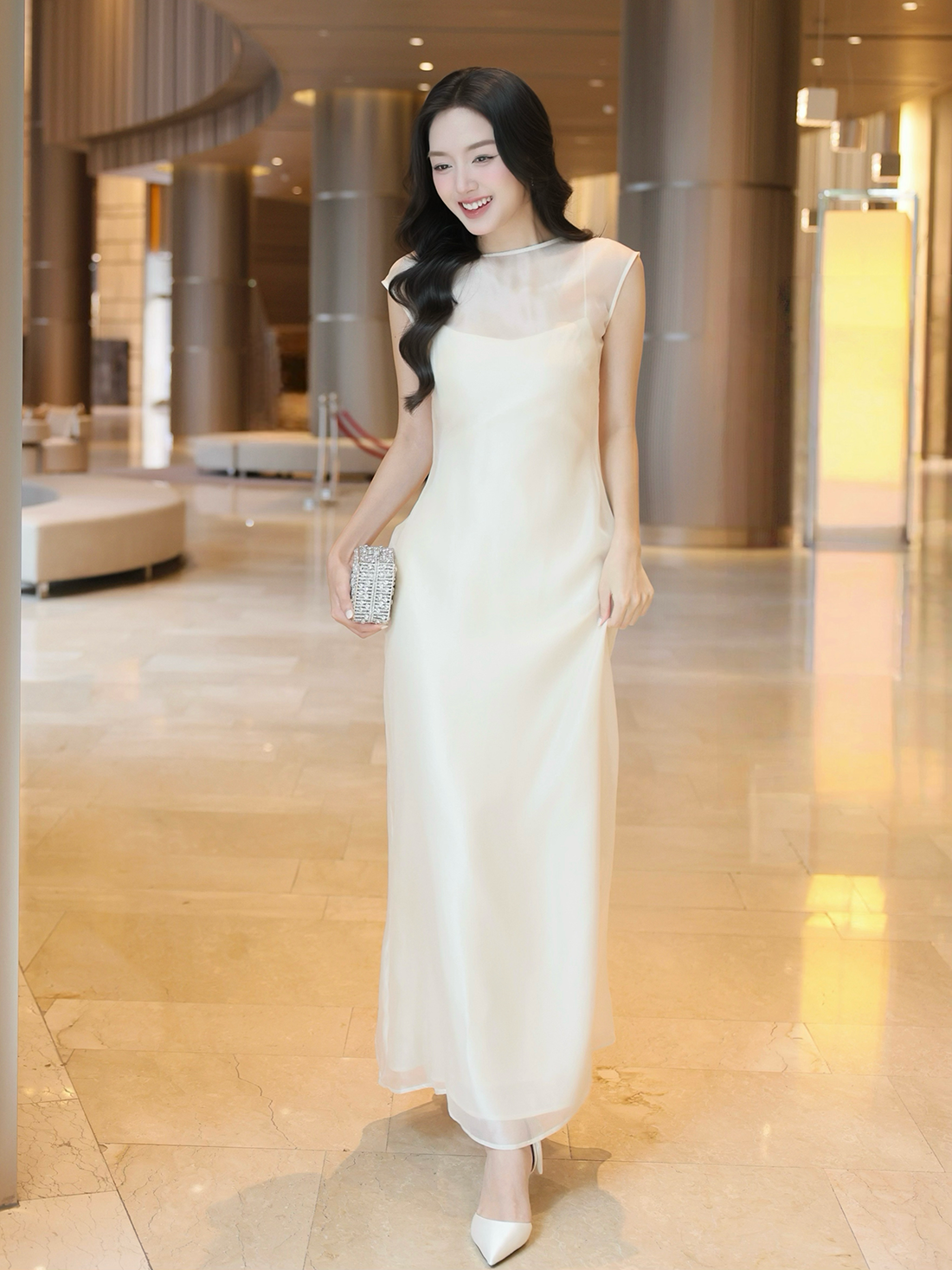 Liora dress in White