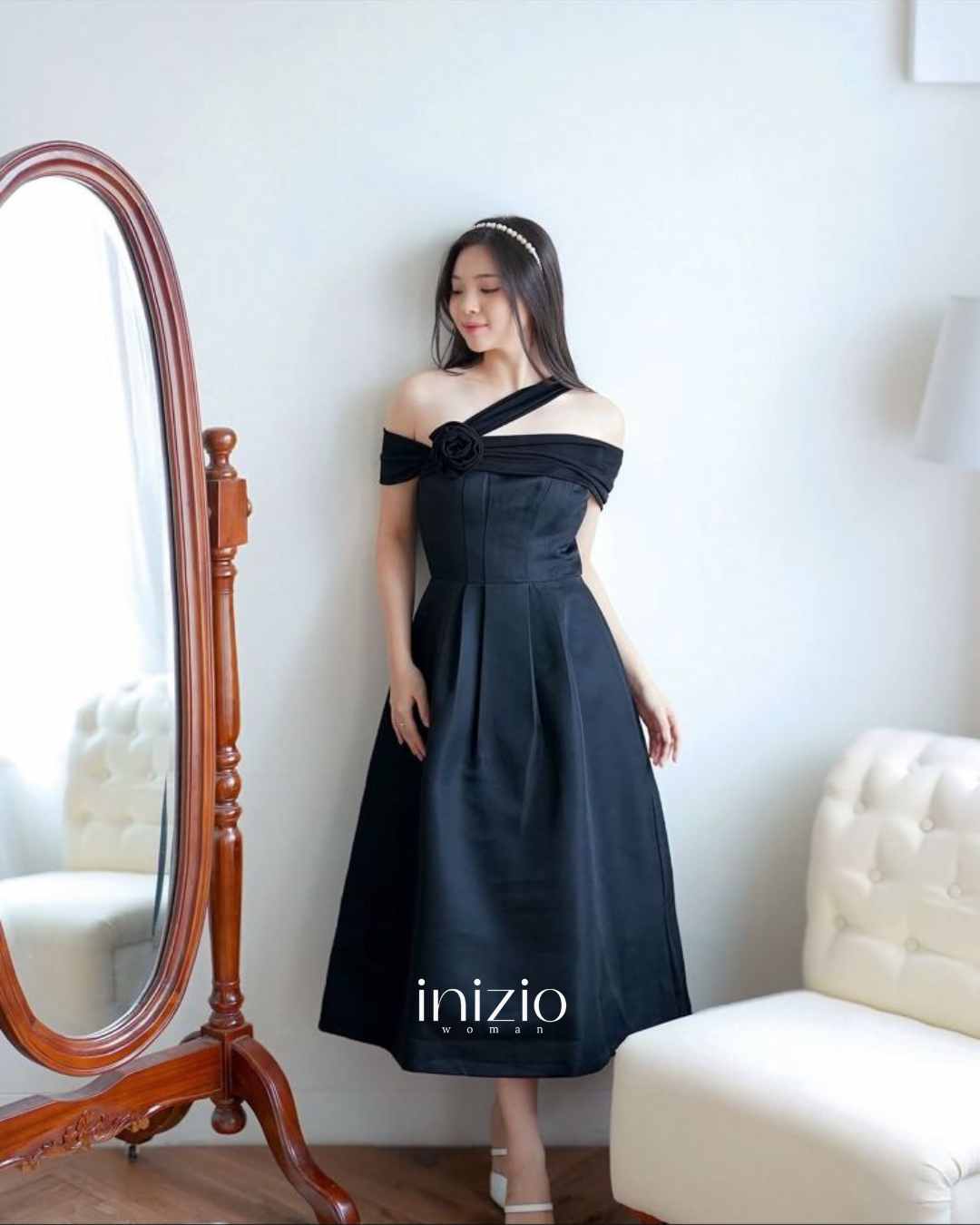 Skylar Black dress