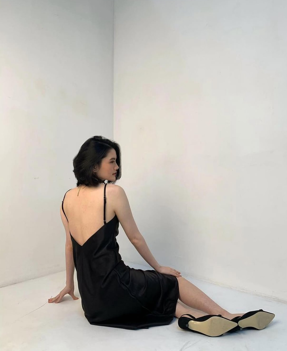 Selene in Black