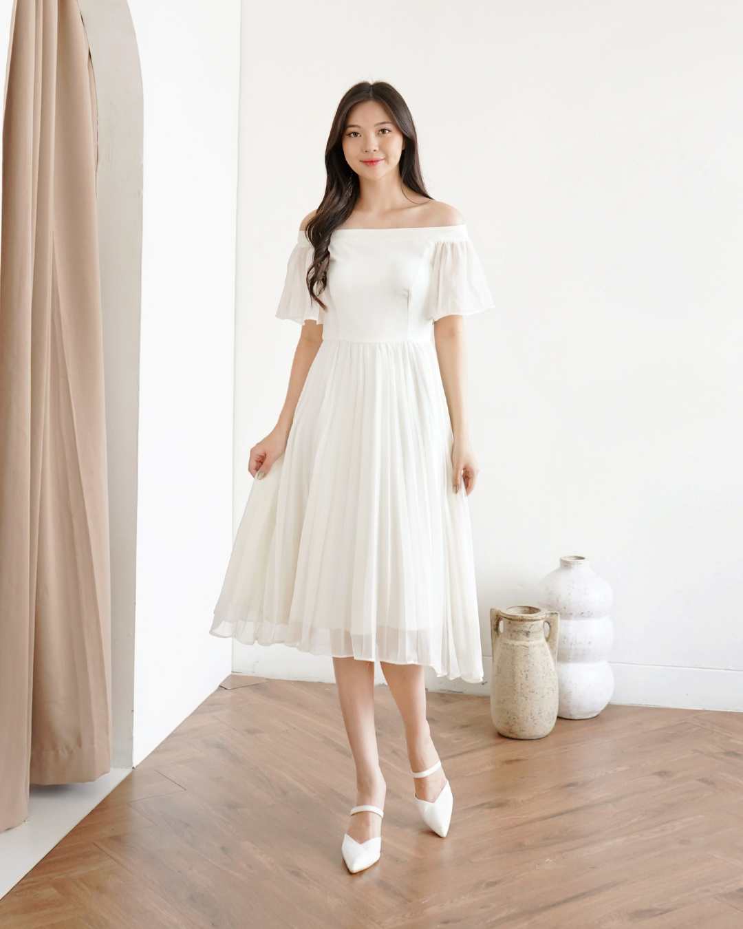 Mia White dress