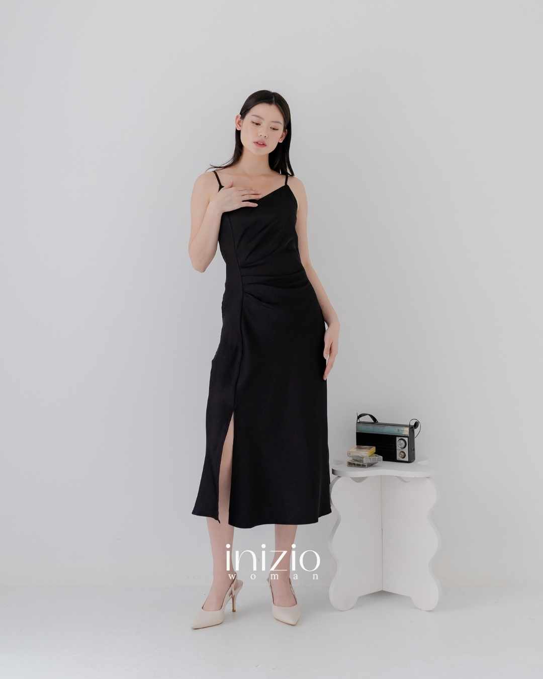 Evvel dress in Black
