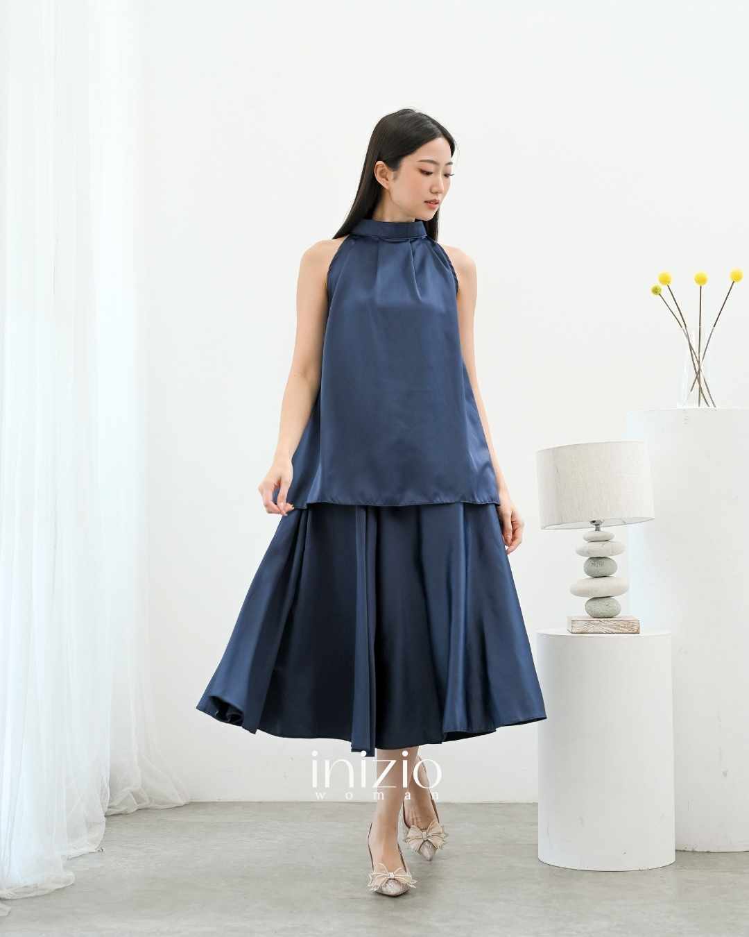 Alana set in Navy
