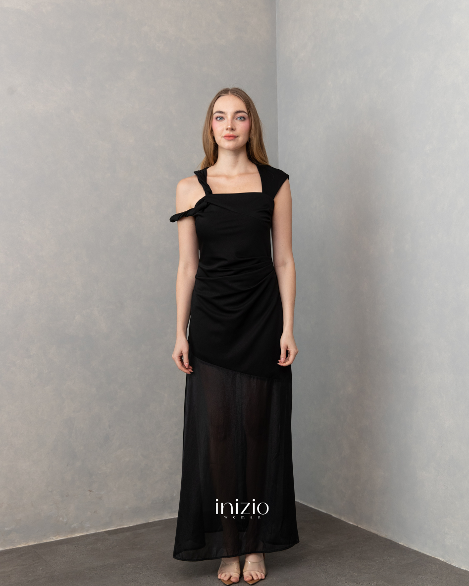 Belleza dress  in Black