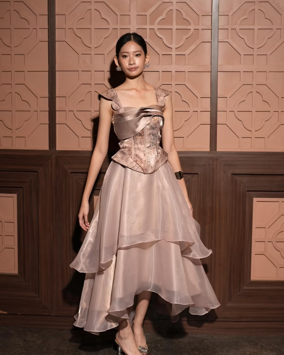 Xia dress in Nude