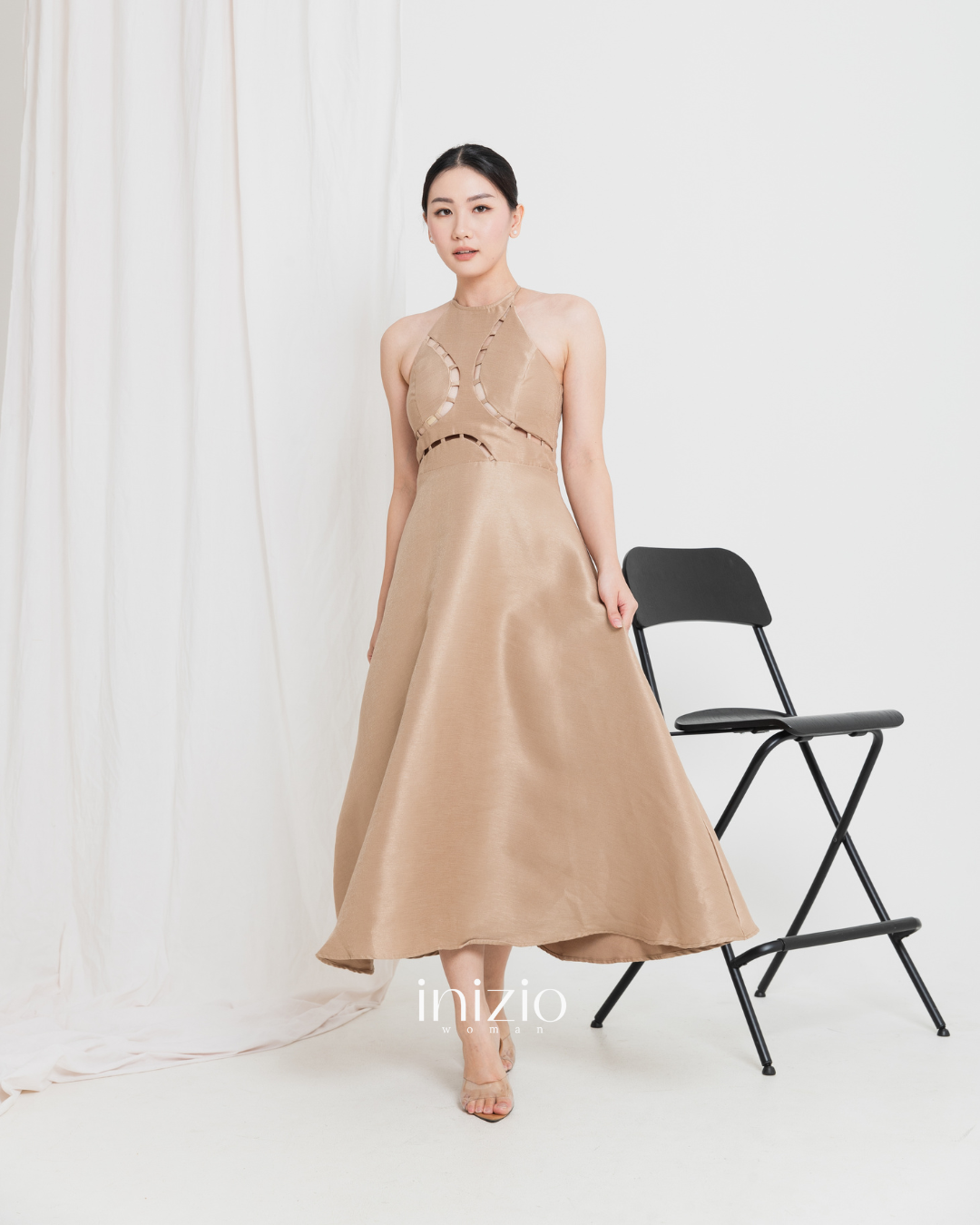 Yumma dress in Gold