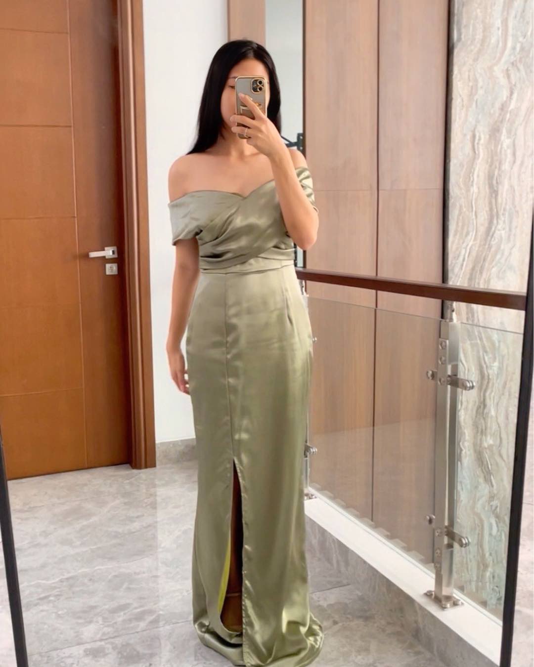 Erla dress in Olive Green