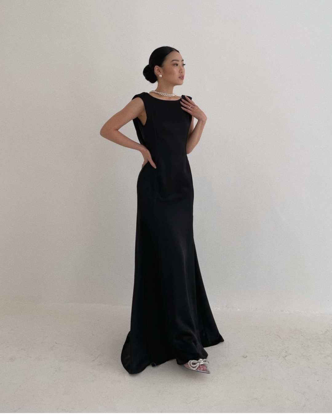Alice Backless dress